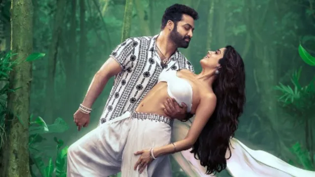 jr-ntr-and-janhvi-kapoor-share-romantic-moment-in-new-devara-song-poster
